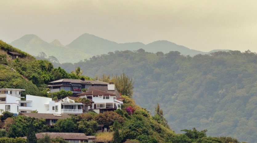 Hawaii hillside rentals